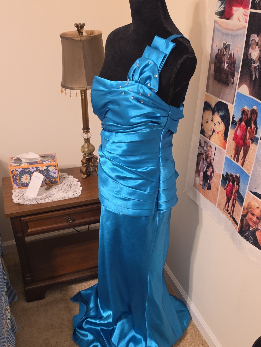 Satin One-Shoulder Teal Evening Gown